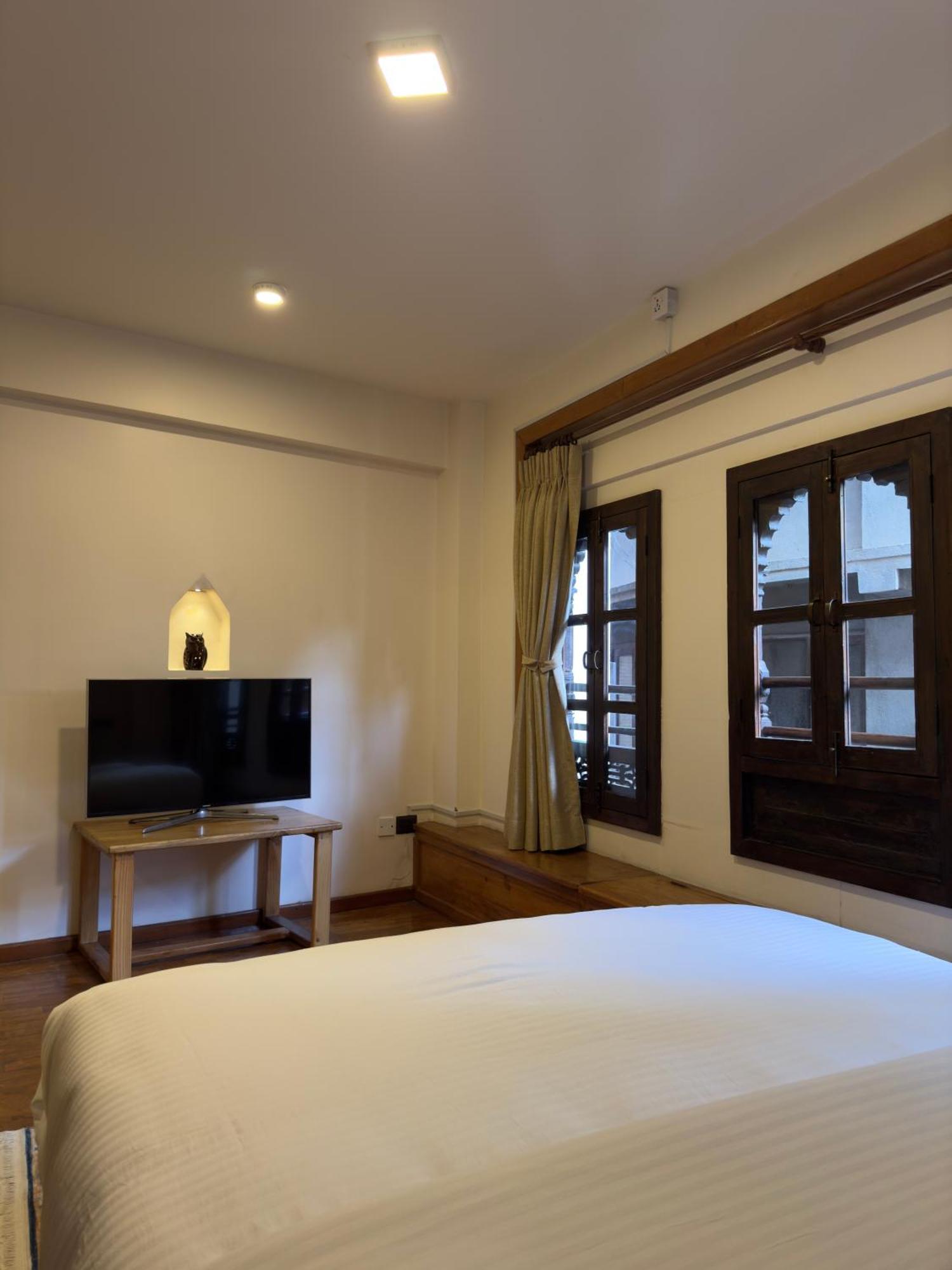 Karuna Hotel Patan Kathmandu Lalitpur Exterior foto