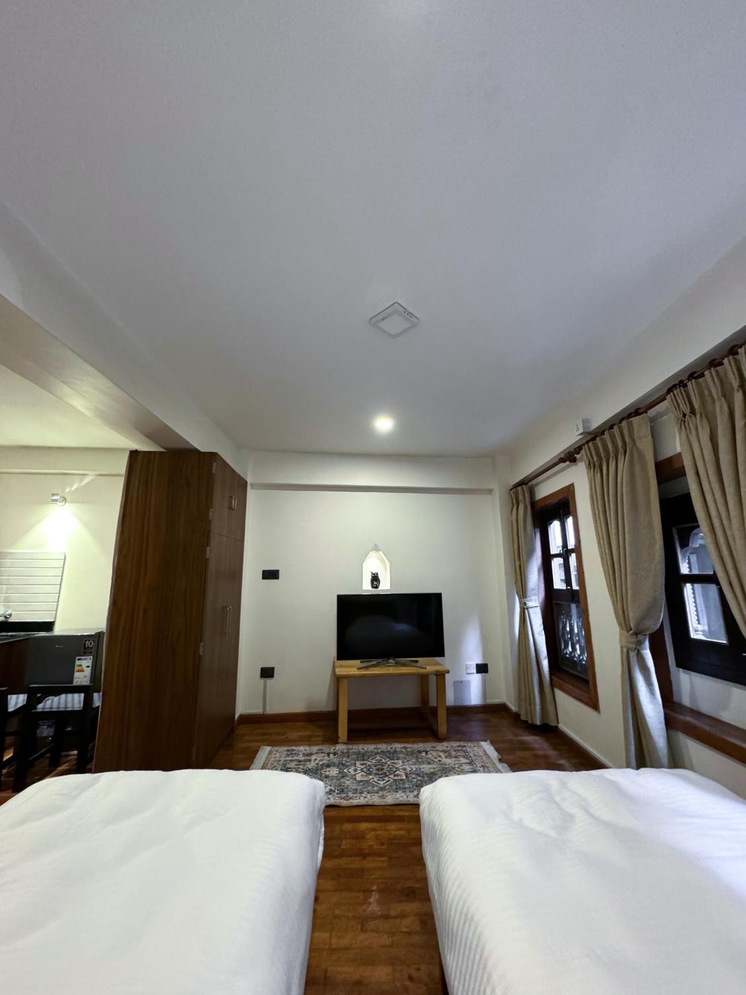 Karuna Hotel Patan Kathmandu Lalitpur Exterior foto